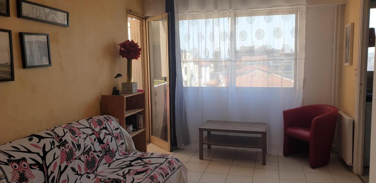 Studios A Golfe Juan Exteriér fotografie