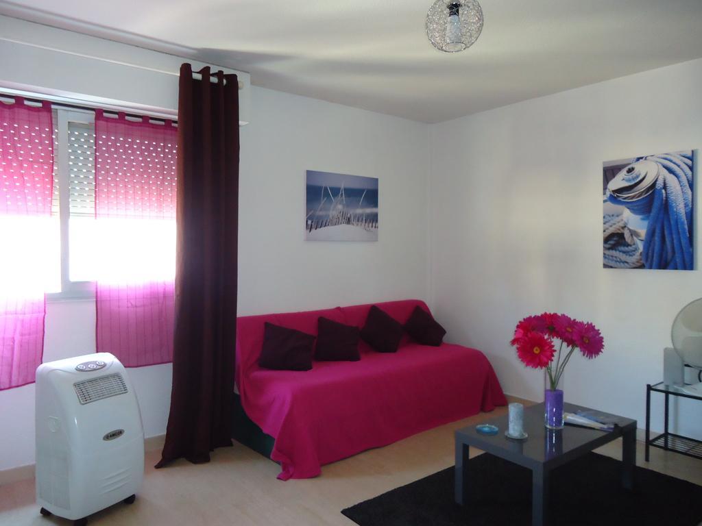 Studios A Golfe Juan Pokoj fotografie